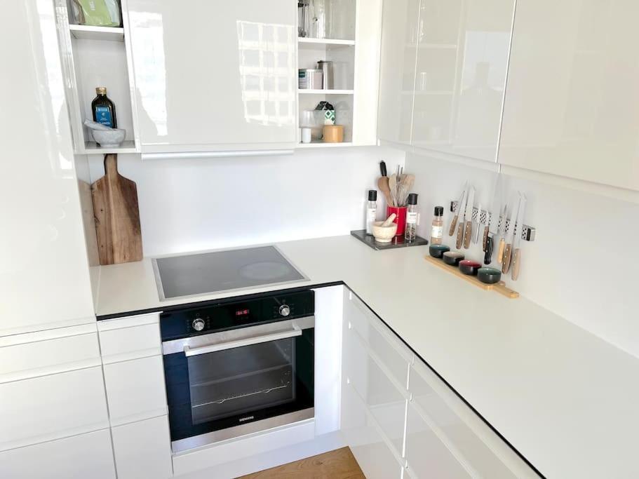 Apartment High-end Central Apt - Luxury *