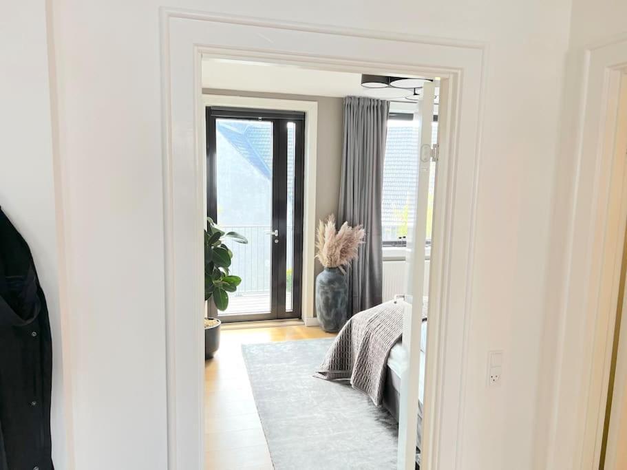 High-end Central Apt - Luxury Apartment *